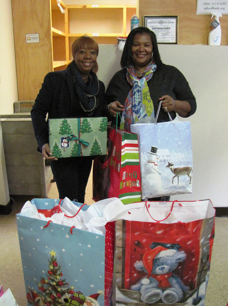 Capital One donation Donnette and Dorothy