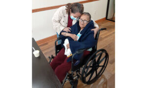 Read more about the article Extended Care Welcomes Visitors Back to See Loved Ones