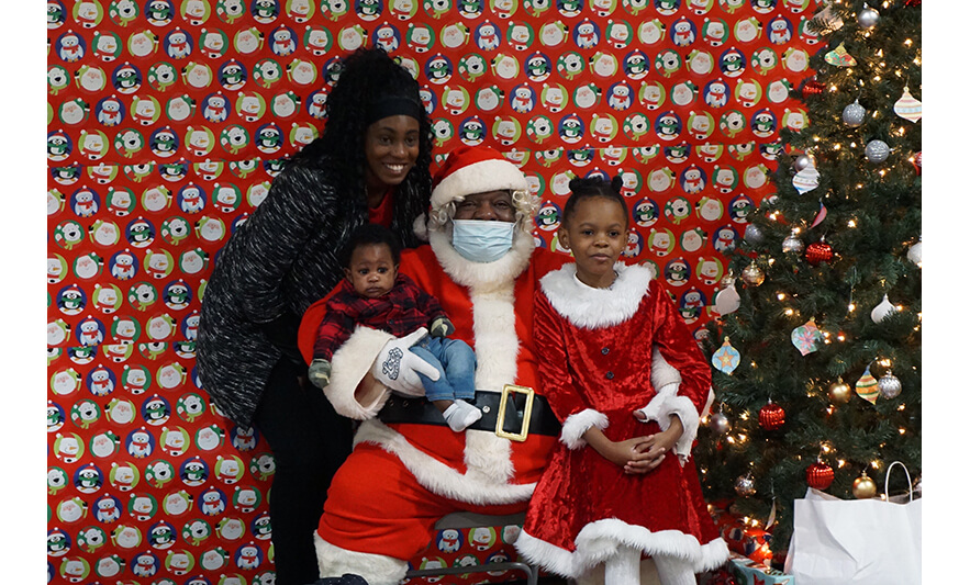 Breakfast with Santa 12-17-2022 Mom with 2 kids and Santa for web