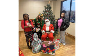 Read more about the article New Community Harmony House Families Enjoy Christmas Party